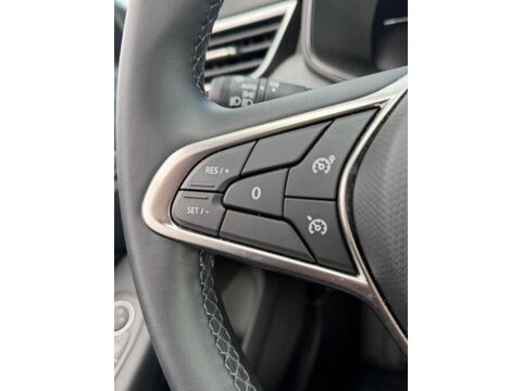 Clio V EVOLUTION BLUE DCI 100ch 2025 occasion 44700 Orvault