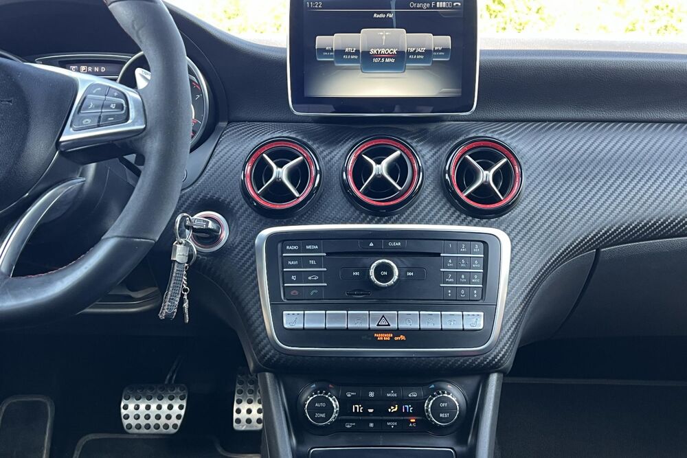 Classe A A 45 - 381 ECHAPPEMENT PERFORMANCE AMG 4-Matic CARPLAY 2015 occasion 78760 Jouars-Pontchartrain