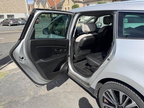 Sc&eacute;nic 1.6 Energy dCi - 160 Bva 7pl Initiale Paris gps + clim + cam 2018 occasion 19100 Brive-la-Gaillarde