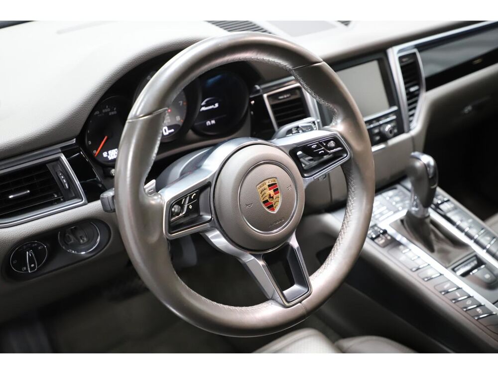 Macan S 3.0i V6 - PDK 2015 occasion 06550 La Roquette-sur-Siagne