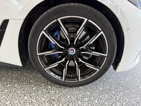 S&eacute;rie 4 GRAN-COUPE 3.0 I 386H 375CH MHEV HYBRID 48VOLT M-PERFORMANCE 2022 occasion 16000 Angoul&ecirc;me