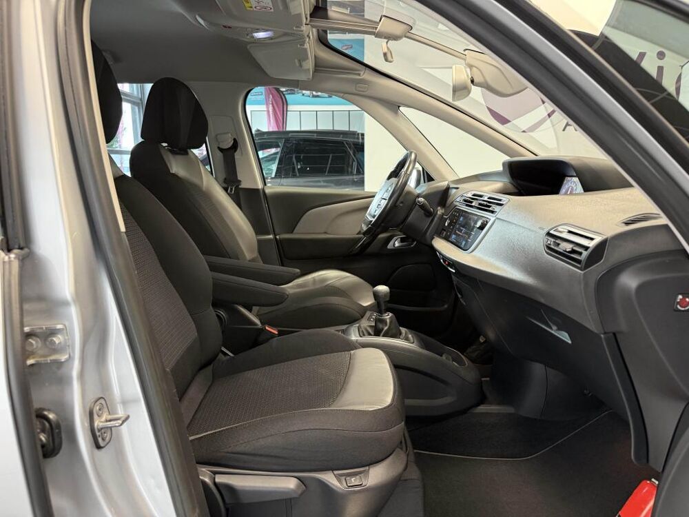 C4 Picasso 2.0 BlueHDi 150 - 2015 - 7 places - Attelage - Camera - Sieg 2015 occasion 60740 Saint-Maximin