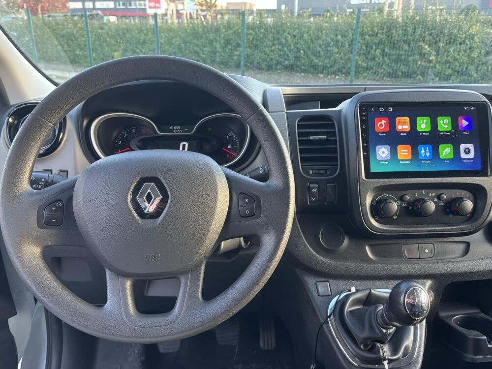 Trafic L2H1 1300 Kg 1.6 dCi 125 Grand Confort CARPLAY GALLERIE 2018 occasion 49070 Beaucouz&eacute;