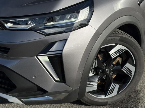Symbioz E-Tech Full Hybrid 145 Iconic avec Cam&eacute;ra 360&deg;, et Hayon mai 2025 occasion 35300 Foug&egrave;res