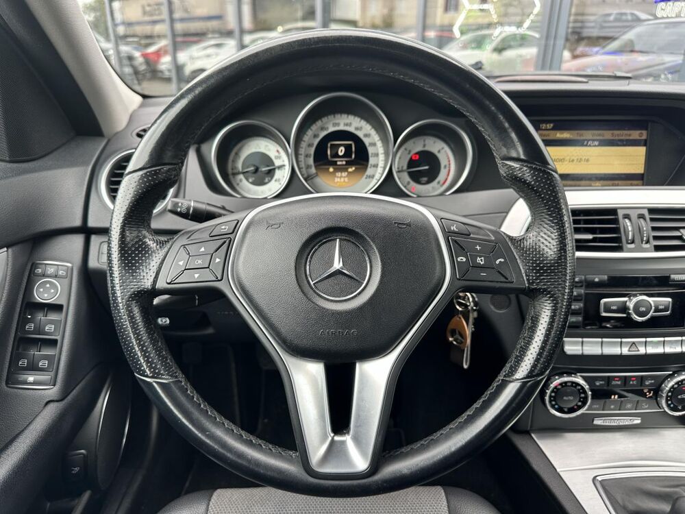 Classe C 180 CDI 120 CH - BlueEfficiency Avantgarde - GARANTIE 12 MO 2012 occasion 33450 Montussan