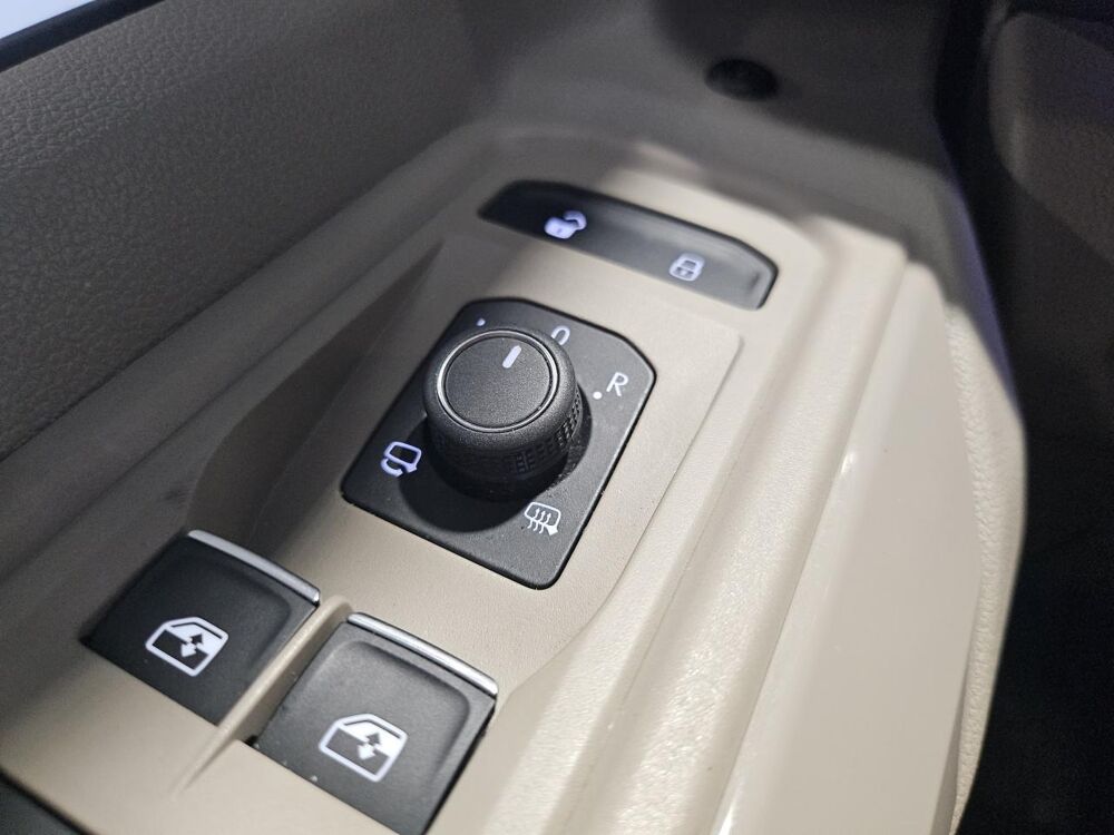 MULTIVAN T7 1.4 E-HYBRID 218 STYLE 2021 occasion 26000 Valence