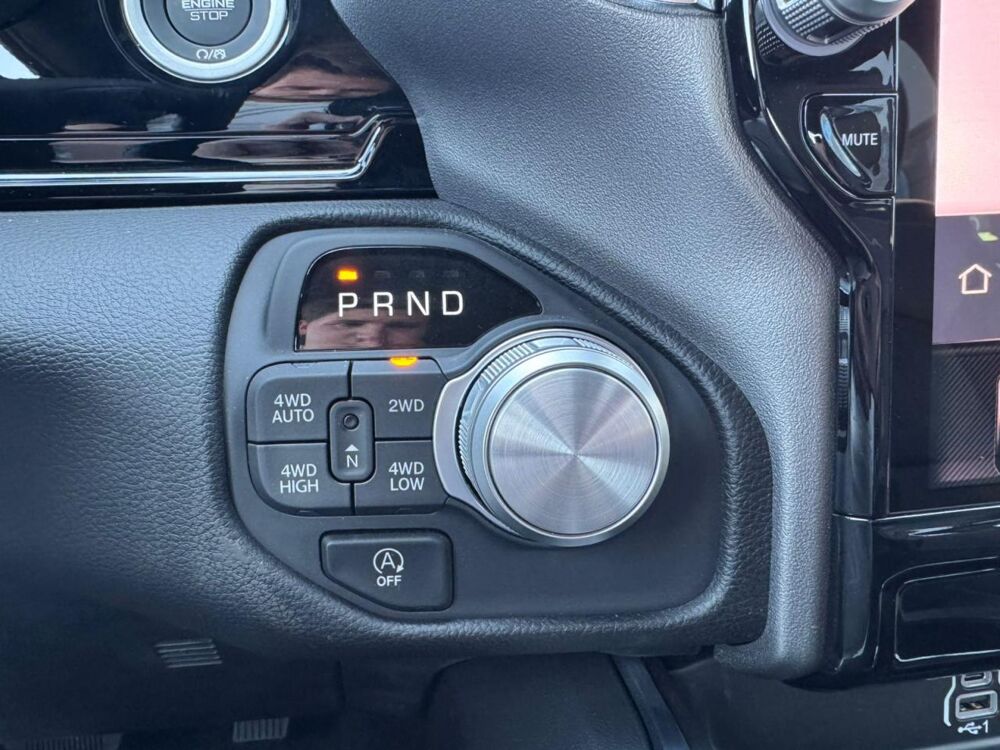 RAM 1500 CREW LAIE SPORT NIGHT EDITION AIR 2025 occasion 91830 Le Coudray-Montceaux