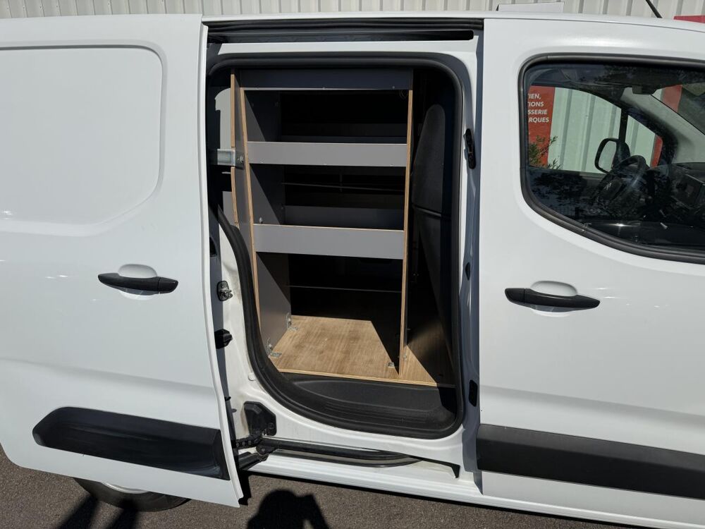 Berlingo 1.5 BlueHDi S&S - 100 III FOURGON Fourgon M Club 650 kg PHA 2022 occasion 71880 Ch&acirc;tenoy-le-Royal
