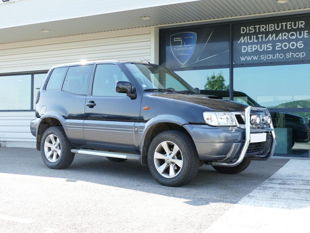 Terrano 2.7 Di Confort 2004 occasion 34190 Ganges