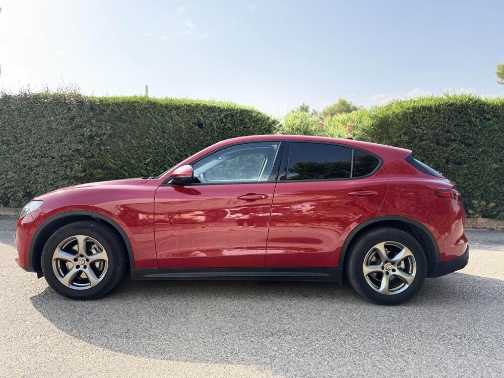 Stelvio BUSINESS 2.2 D - 190CH - BVA - CAM - HAYON ELEC - DNA SELECT 2019 occasion 13760 Saint-Cannat