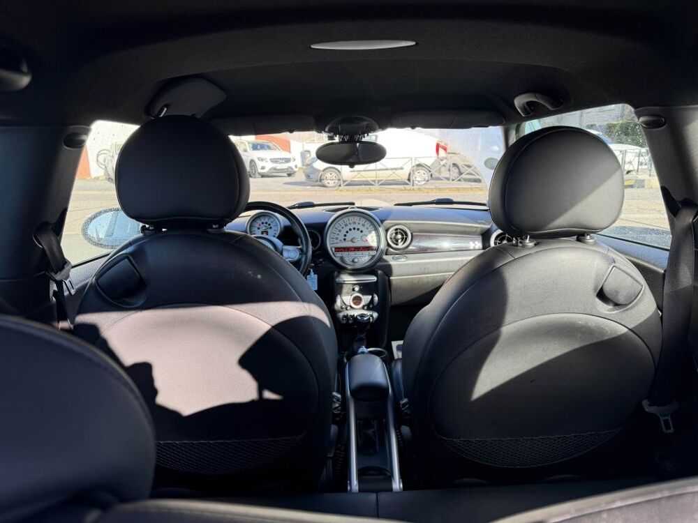 Cooper D R56 1.6i - 211 John Cooper Works - Clim + SUIVI COMPLET AVEC 2009 occasion 19100 Brive-la-Gaillarde