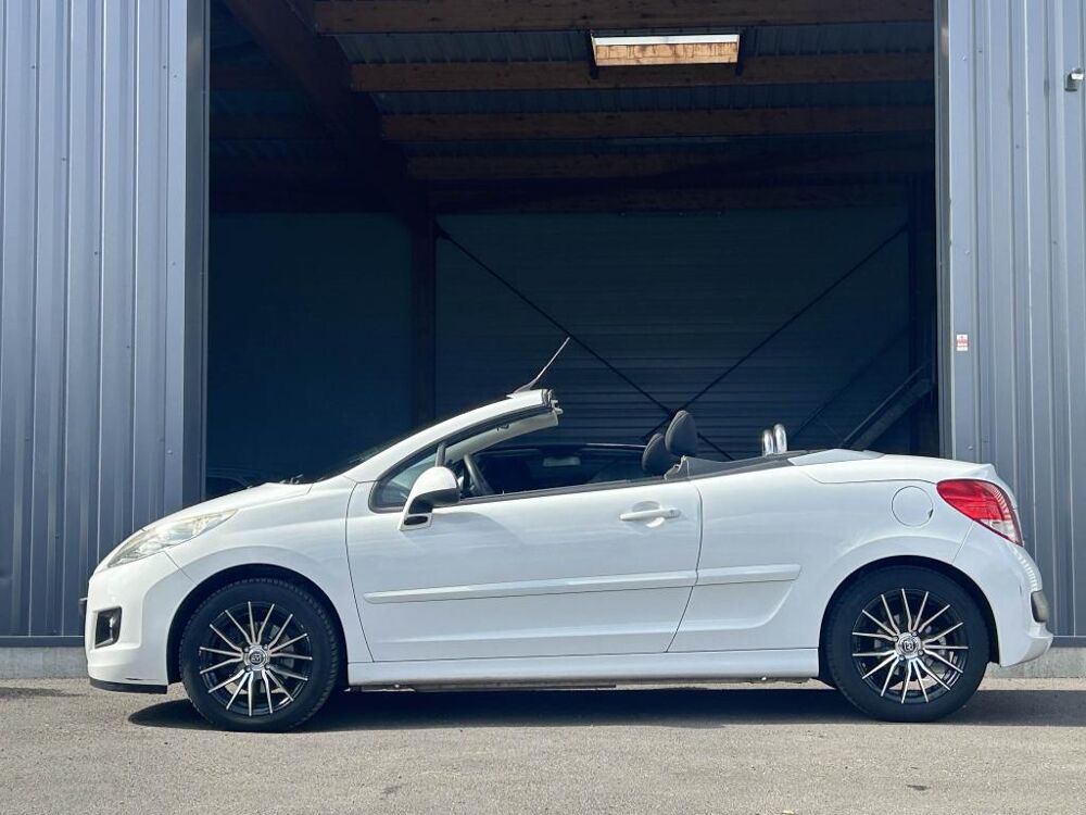 207 CC 1.6 HDi 16V FAP - 110 CC COUPE CABRIOLET Sport PHASE 2 2009 occasion 76710 Eslettes
