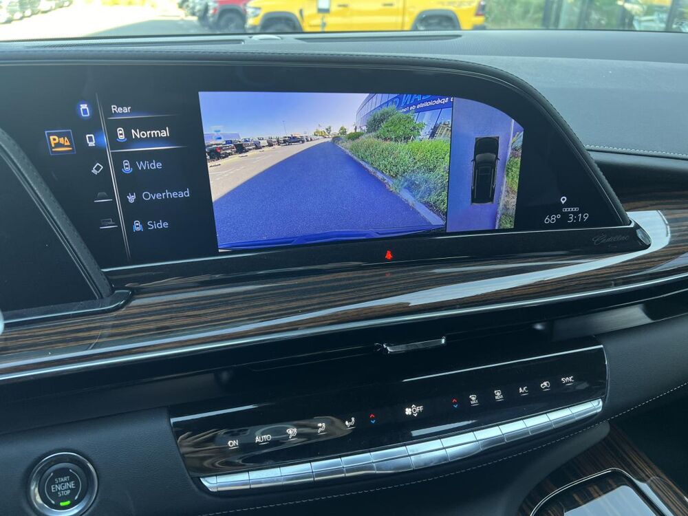 Escalade ESV Premium Luxury V8 6.2L CTTE FOURGON 2023 occasion 91830 Le Coudray-Montceaux