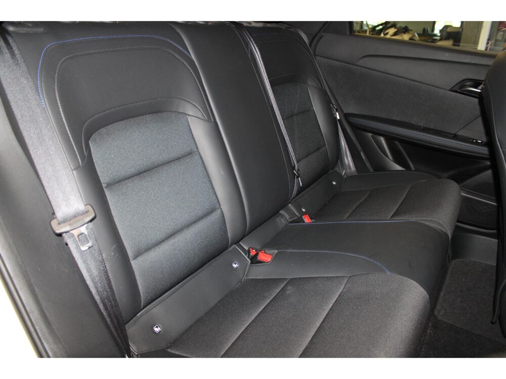 MG4 204 64-2 KWh Luxury Entretien Complet 2023 occasion 59493 Villeneuve-d'Ascq