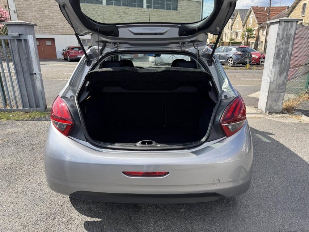 208 1.5 BlueHDi S&S - 100 Active gps + clim 2019 occasion 19100 Brive-la-Gaillarde