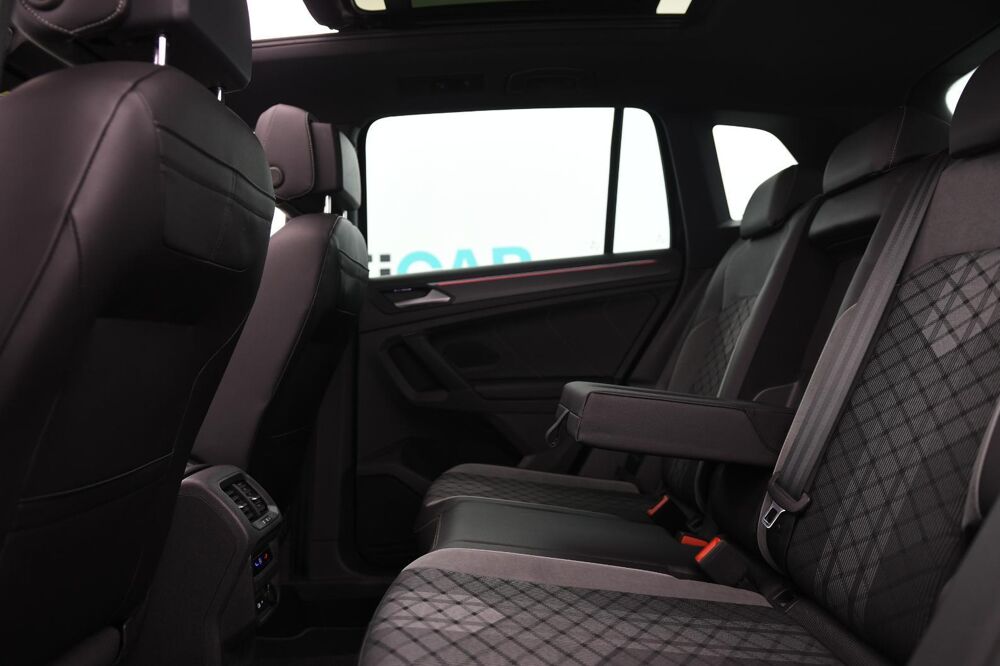Tiguan 2.0 TDI 150ch DSG7 R-Line T.O/IQ LIGHT/CAM 360/A.T.H 2021 occasion 17130 Montendre