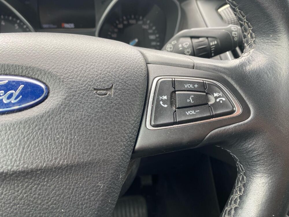 Focus 1.5 ecoboost 182 titanium bva6 2015 occasion 33127 Saint-Jean-d'Illac