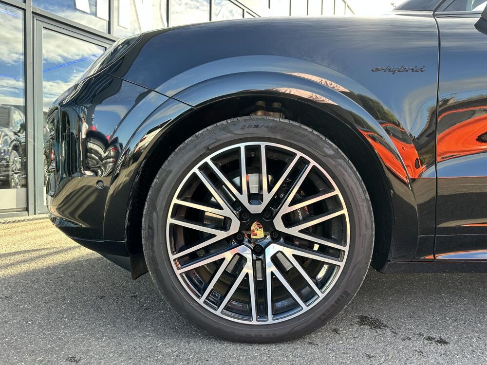 Cayenne E-HYBRID - 3.0 V6 470 - GARANTIE 12 MOIS 2024 occasion 33450 Montussan