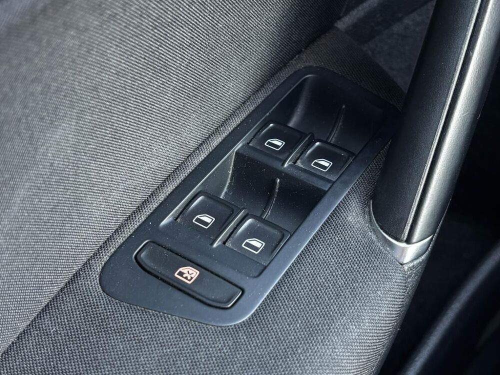 Golf VII - 1.6l TDI BlueMotion - 110ch - Confortline Phase 1 - Ga 2014 occasion 76710 Eslettes