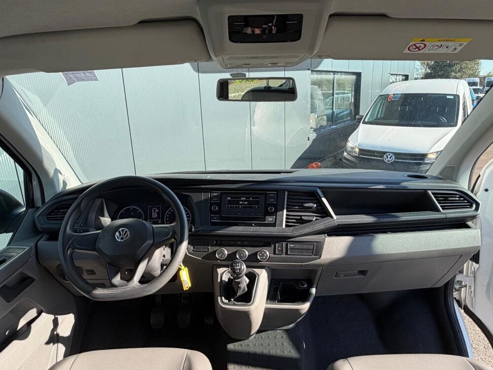 Transporter T6 MINIBUS 8 Places 2.0 TDI 110 Business Line 2020 occasion 35300 Foug&egrave;res