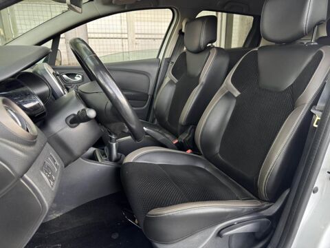 Clio Estate 1.2 Energy TCe - 120 IV ESTATE BREAK Intens PHASE 2 2018 occasion 77185 Lognes