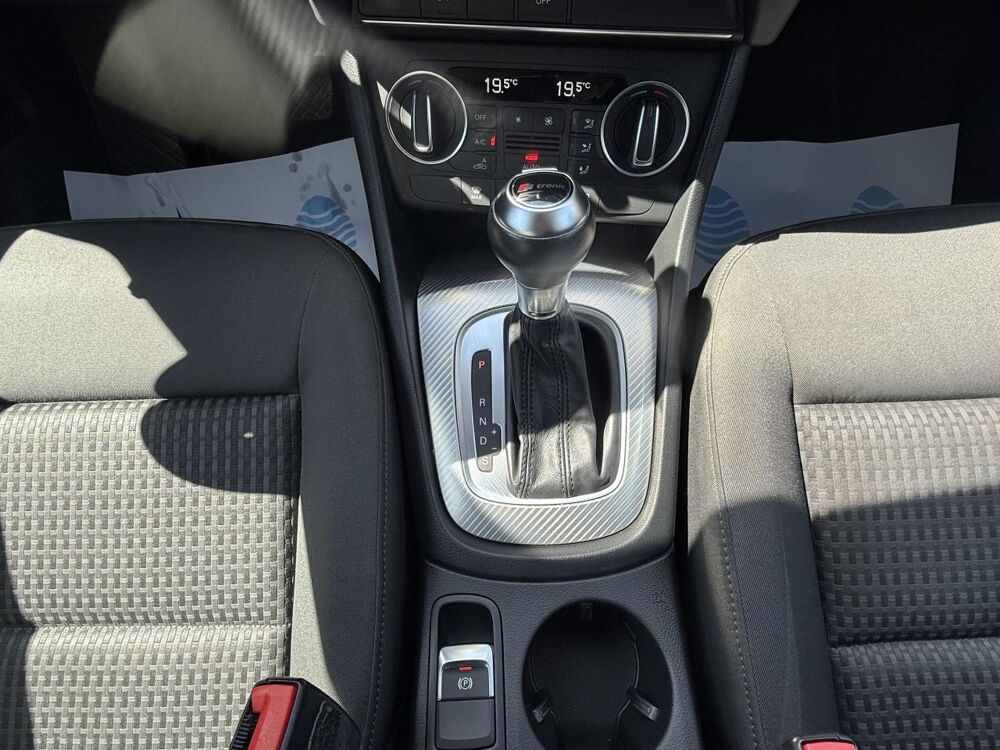 Q3 2.0 TDI - 120 - BV S-tronic Ambiente GPS + RADAR AV/AR + CL 2017 occasion 19100 Brive-la-Gaillarde