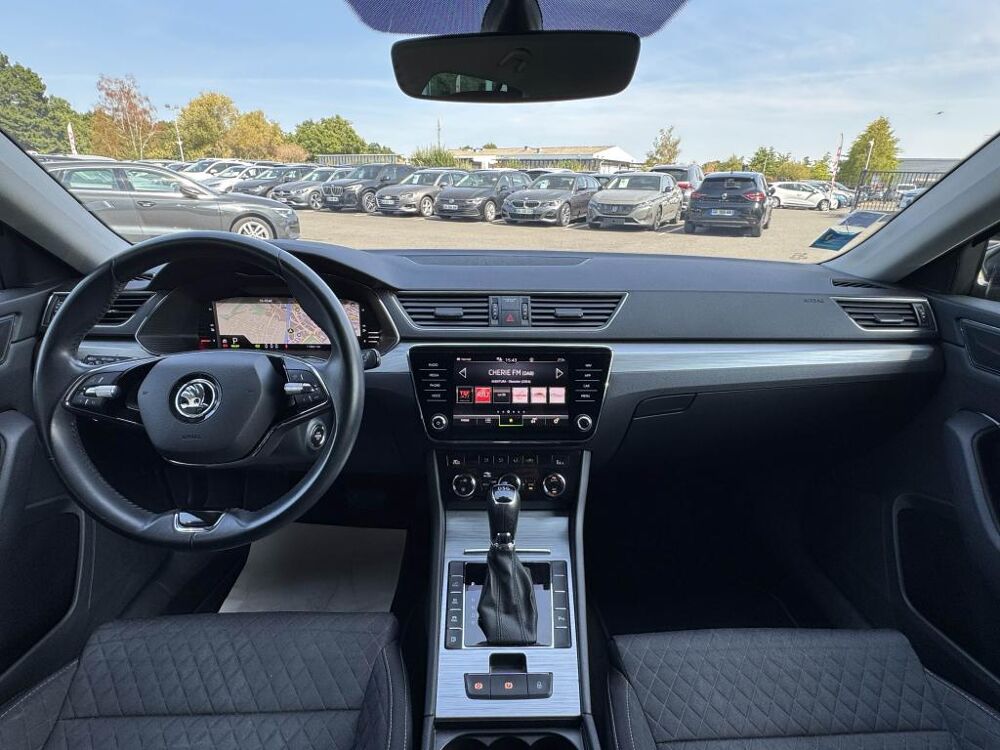 Superb BUSINESS TSI PHEV 218 DSG BREAK 2021 occasion 44700 Orvault