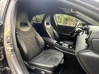 Classe A 180 AMG Line - CAM - LEDS D\'AMBIANCE - PACK SPORT BLACK 2020 occasion 13760 Saint-Cannat