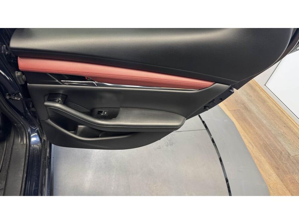 MX-3 2.0 e-Skyactiv Hybrid 186 - BVA - 2024 - Exclusive-Line - To 2023 occasion 60740 Saint-Maximin