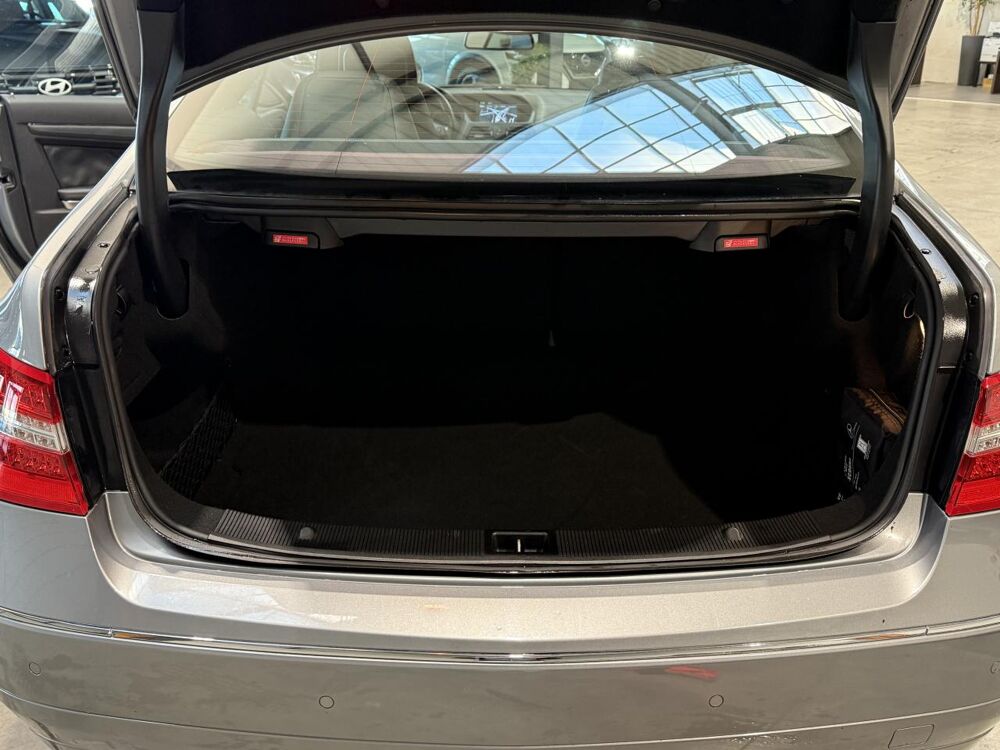 Classe E 350 avantgarde executive 7gtro 2009 occasion 54520 Laxou