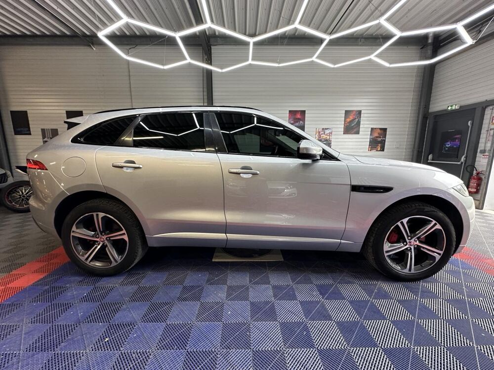 F-PACE 3.0 D 300 S AWD BVA 2017 occasion 33370 Artigues-pr&egrave;s-Bordeaux