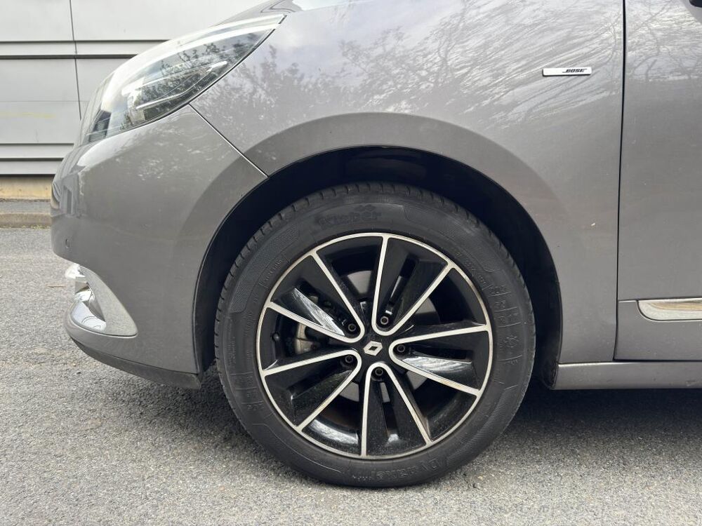 Sc&eacute;nic 1.2 Energy TCe 130 III MONOSPACE Bose PHASE 3 2013 occasion 77185 Lognes