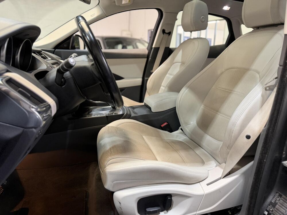 E-PACE D180 AWD BVA S - R&eacute;vis&eacute; & Garanti 12 MOIS 2018 occasion 94360 Bry-sur-Marne