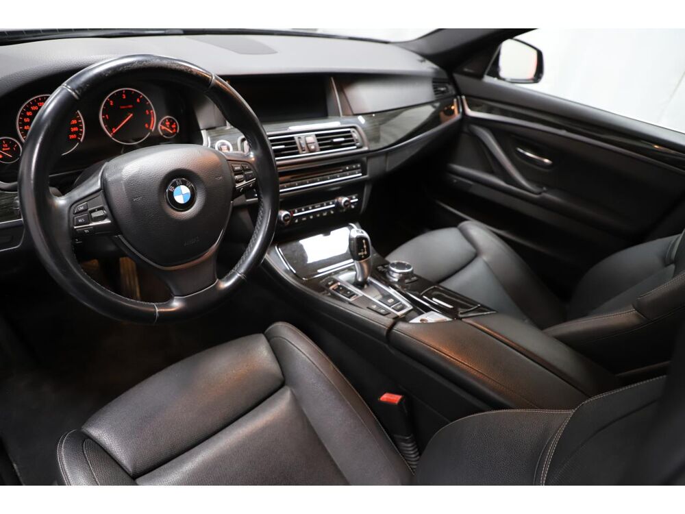 S&eacute;rie 5 530d xDrive Touring Luxury - BVA Sport F11 LCI 2015 occasion 06550 La Roquette-sur-Siagne