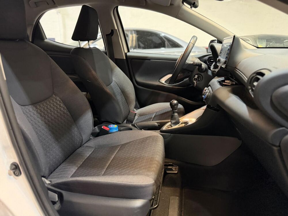 Yaris 1.5 - 120 VVT-i (MY21) IV 2020 Dynamic PHASE 1 2023 occasion 94360 Bry-sur-Marne
