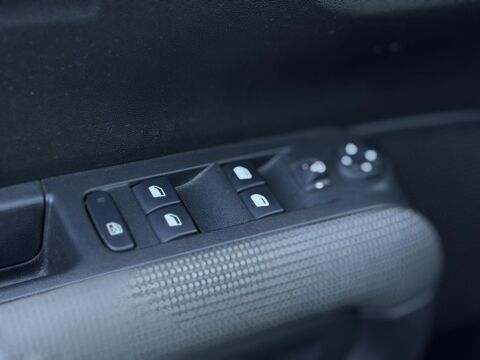 C3 Aircross 1.6 BlueHDI 100 Shine avec Radar et GPS Tactile 2018 occasion 35300 Foug&egrave;res