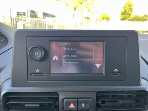 Partner 1.5 BlueHDi S&S 100 III FOURGON Premium 2022 occasion 44700 Orvault