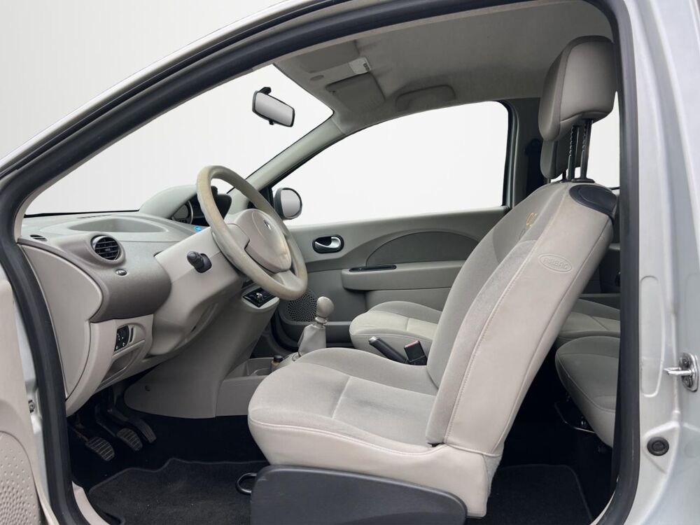 Twingo 1.2i 16V LEV - 75 II BERLINE Authentique PHASE 1 2009 occasion 06250 Mougins