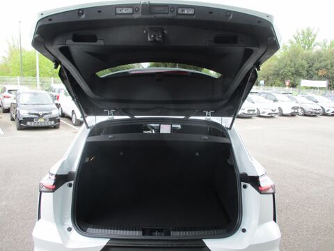 Symbioz E-Tech Hybride 145 Evolution 2025 occasion 31660 Bessi&egrave;res