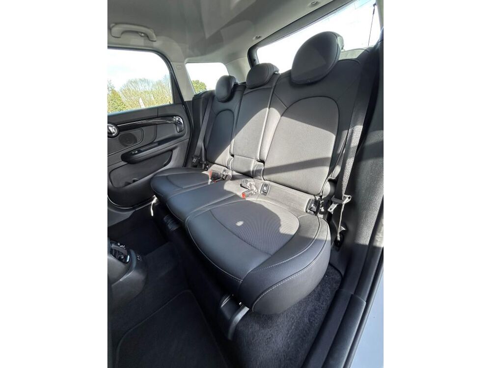 Countryman COOPER ESSENTIAL 136ch BVA F60 2023 occasion 44700 Orvault