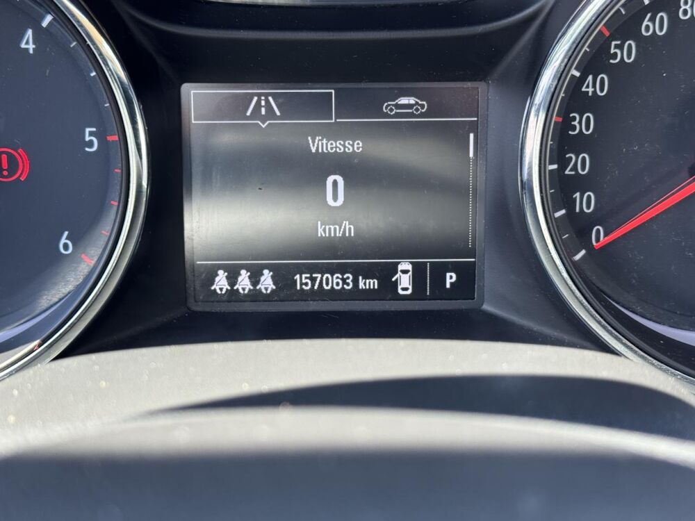 Astra Sports Tourer BVA 1.6 CDTI - 136 Gps + Radar AR + Clim 2017 occasion 19100 Brive-la-Gaillarde