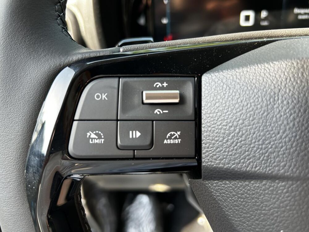 Berlingo M // N1 BlueHDi 130 Plus EAT8 5pl  CarPlay  JA16Noir  Rad 2026 occasion 34190 Ganges