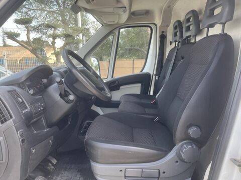 Boxer II 2.0 BLUEHDI 130 PREMIUM PACK 335 L3H2 &eacute;quip&eacute; atelier 2018 occasion 83490 Le Muy