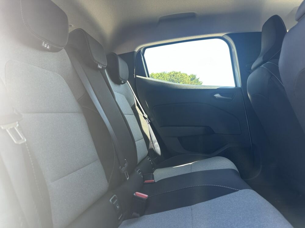 Clio 1.6 E-Tech Hybride - 145 - BVA multi-modes 2025 V Evolution 2025 occasion 33450 Montussan
