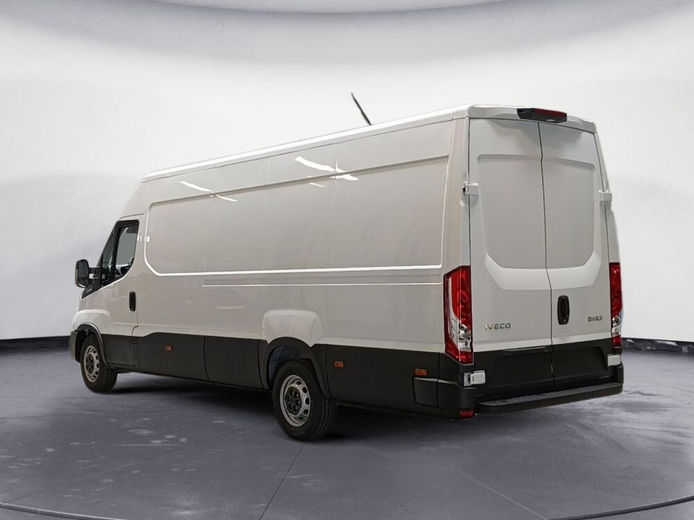 Daily 35s18 3.0 v16 hi-matic h2 180cv 2026 occasion 34190 Ganges