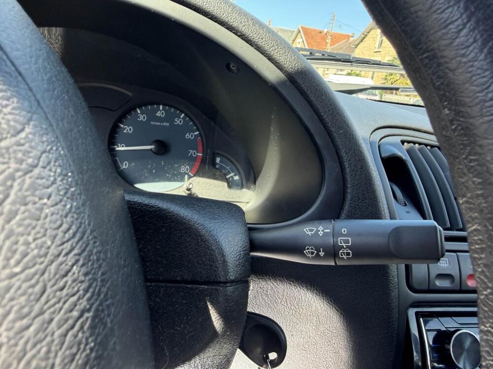 Saxo 1.4 - 75 BVA Exclusive 2000 occasion 19100 Brive-la-Gaillarde