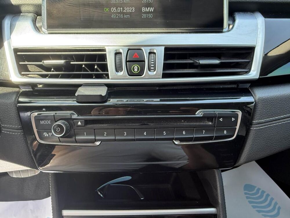 Serie 2 218i Active Tourer - BVA 136ch F45 Sport SUIVI BMW + GPS + C 2017 occasion 19100 Brive-la-Gaillarde