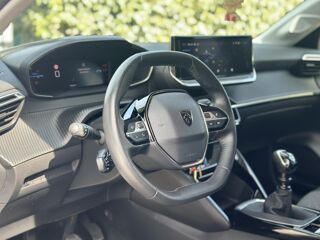 208 ALLURE 100CH - CARPLAY SANS FIL - NOIR 2024 occasion 13760 Saint-Cannat
