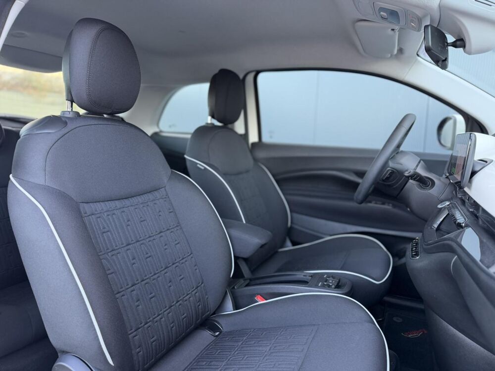 500 Electrique 118ch 42.0kWh Icone + Pack Confort - SOH +95% 2023 occasion 35300 Foug&egrave;res