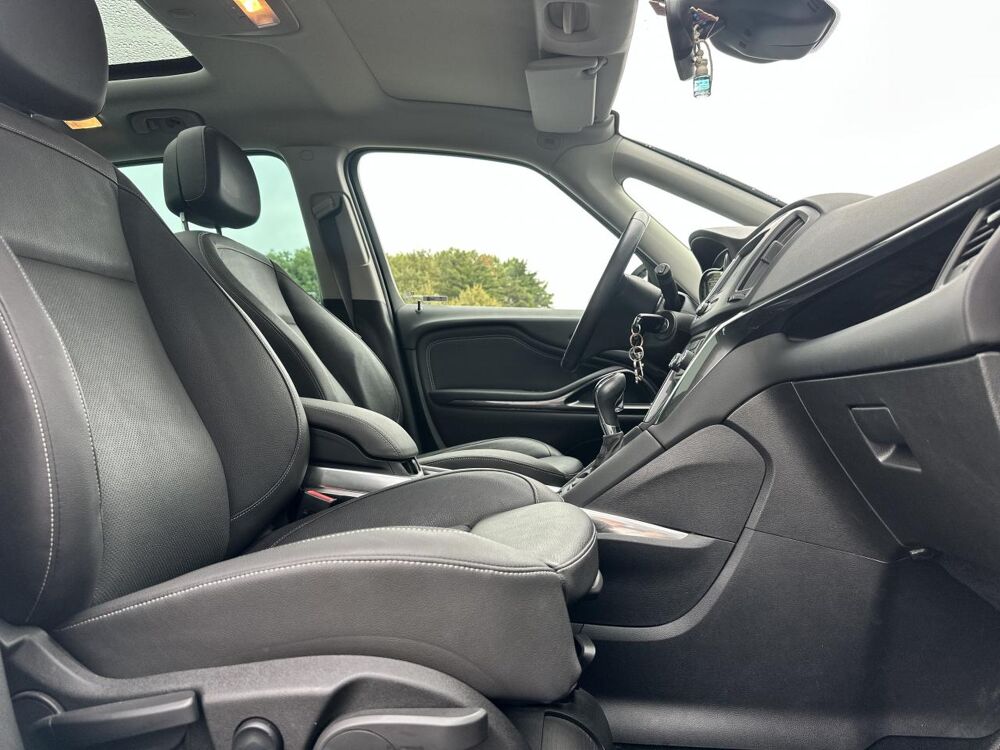 Zafira TOURER 2.0 CDTI BLUEINJECTION 170CH BVA 7 PLACES ELITE ENTRE 2017 occasion 33450 Montussan